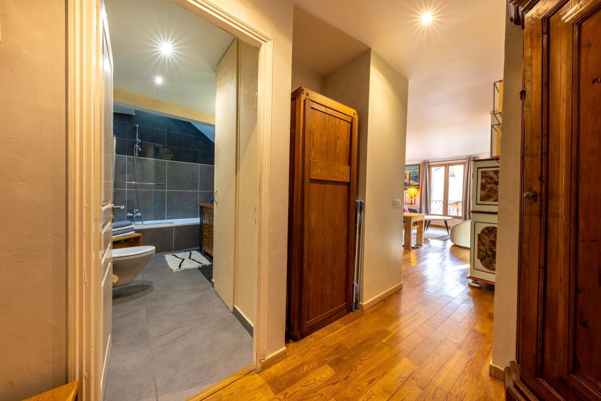 Spacious And Bright Flat Close To The Beach : Heart Of Old นีซ ภายนอก รูปภาพ